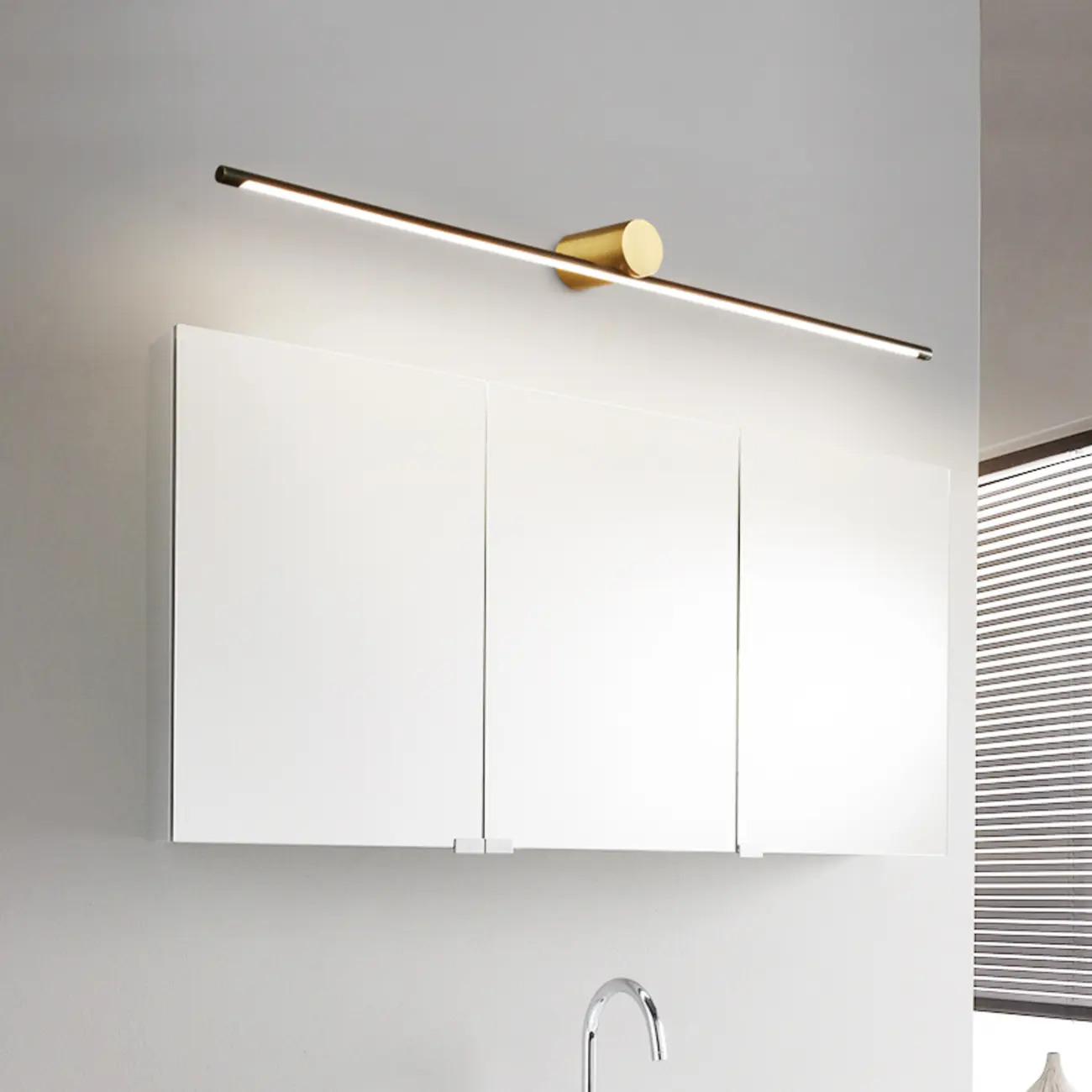 1-light Modern LED Bathroom Vanity Light Above Mirror  Image - 1 | homeyfad