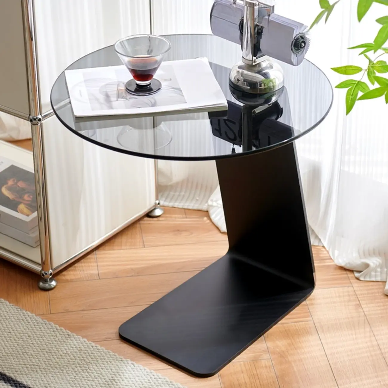 Modern Black Clear Glass Round Side Table for Couch Image - 4 | homeyfad