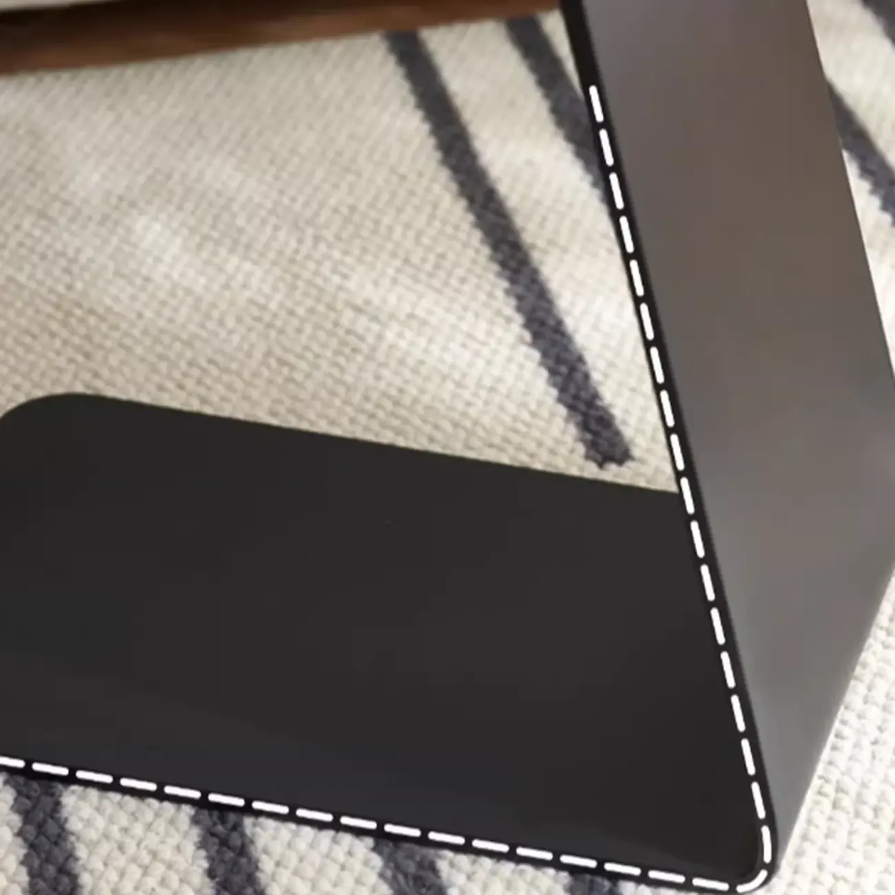 Modern Black Clear Glass Round Side Table for Couch Image - 8