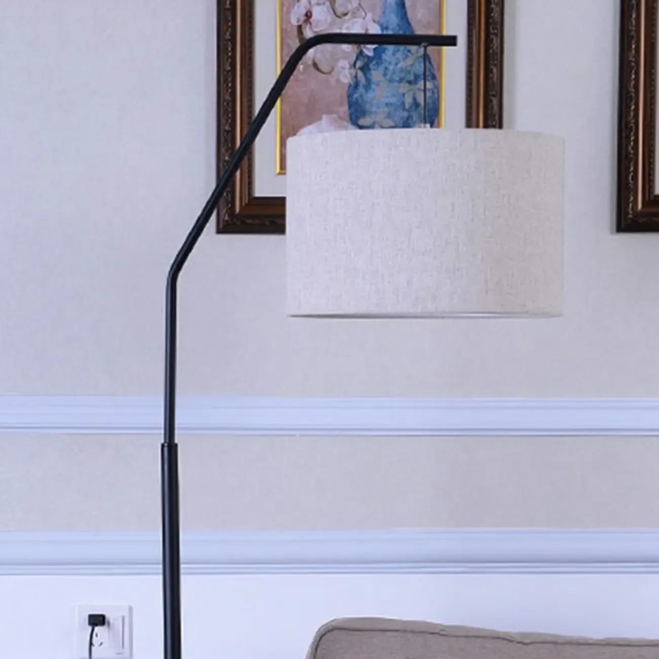 Black Traditional Floor Lamp with White Pleated Fabric Shade Image - 13