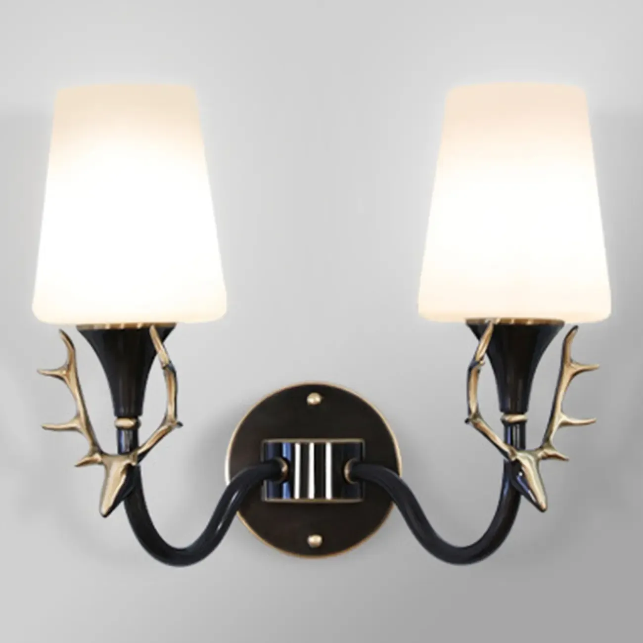 Vintage Cylinder LED Bathroom Vanity Light in Wall-Mounted Image - 6