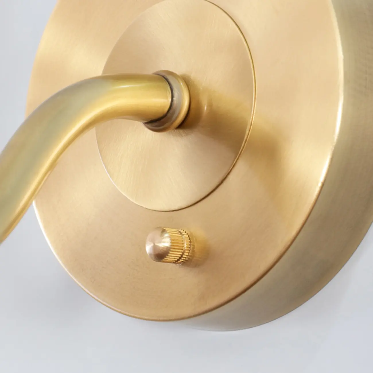 Vintage Cylinder LED Bathroom Vanity Light in Wall-Mounted  Image - 10 | homeyfad