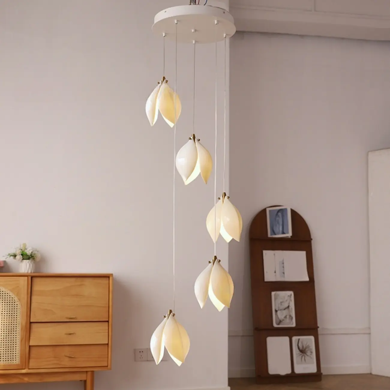 Elegant Ceramic Bud Shape LED Pendant Lamp for Modern Living Room Image - 17 | homeyfad