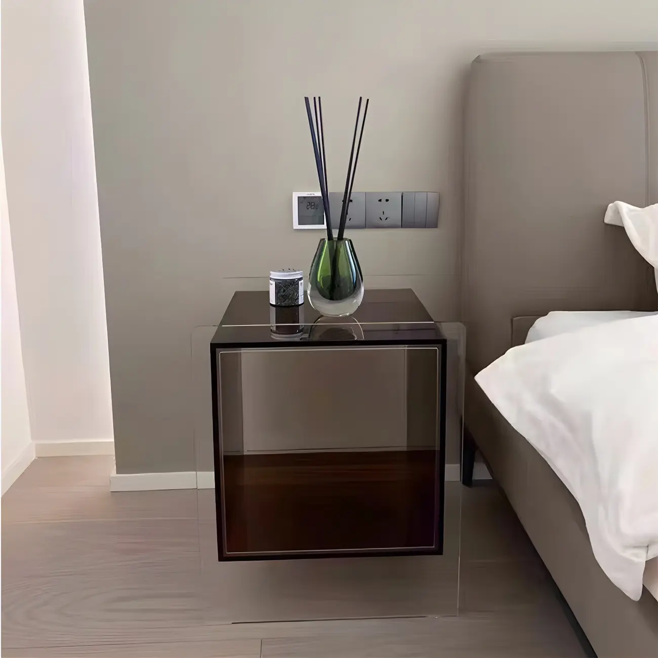 Modish Clear Design Acrylic Nightstand with Casters Open Shelf Image - 4 | homeyfad