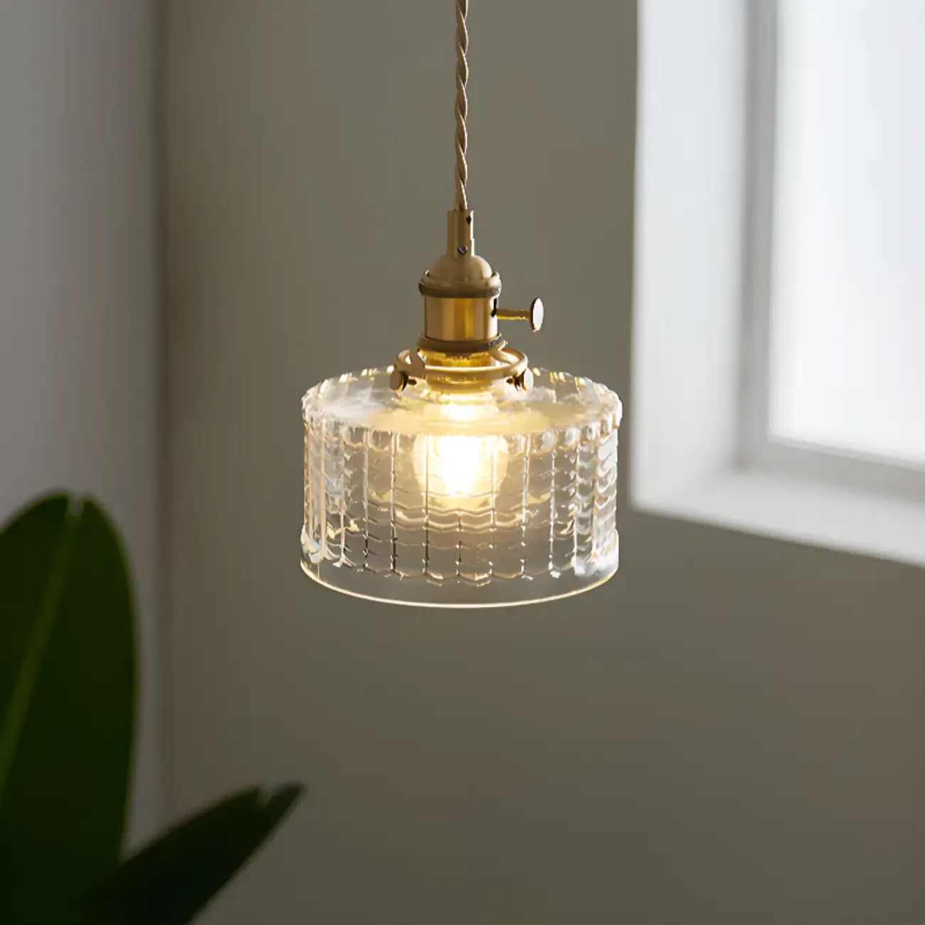 Modern Clear Glass Stripe Lampshade Pendant Light for Dining Room Image - 10