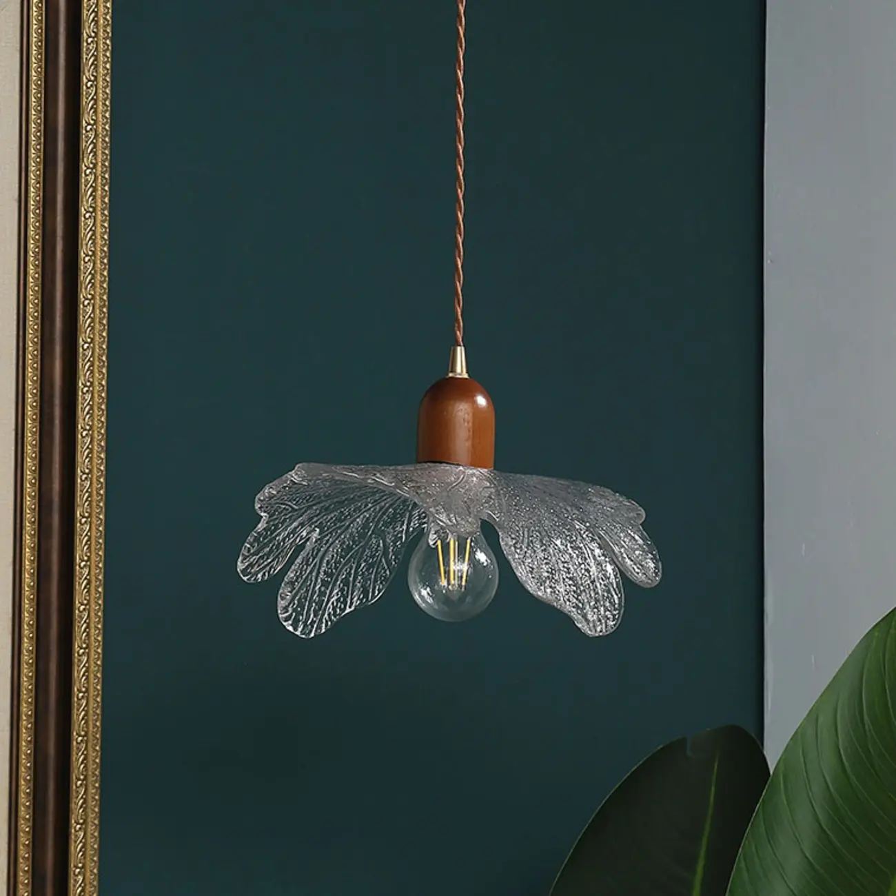 Vintage Leaf Textured Clear Glass Pendant Lamp for Living Room Image - 3 | homeyfad