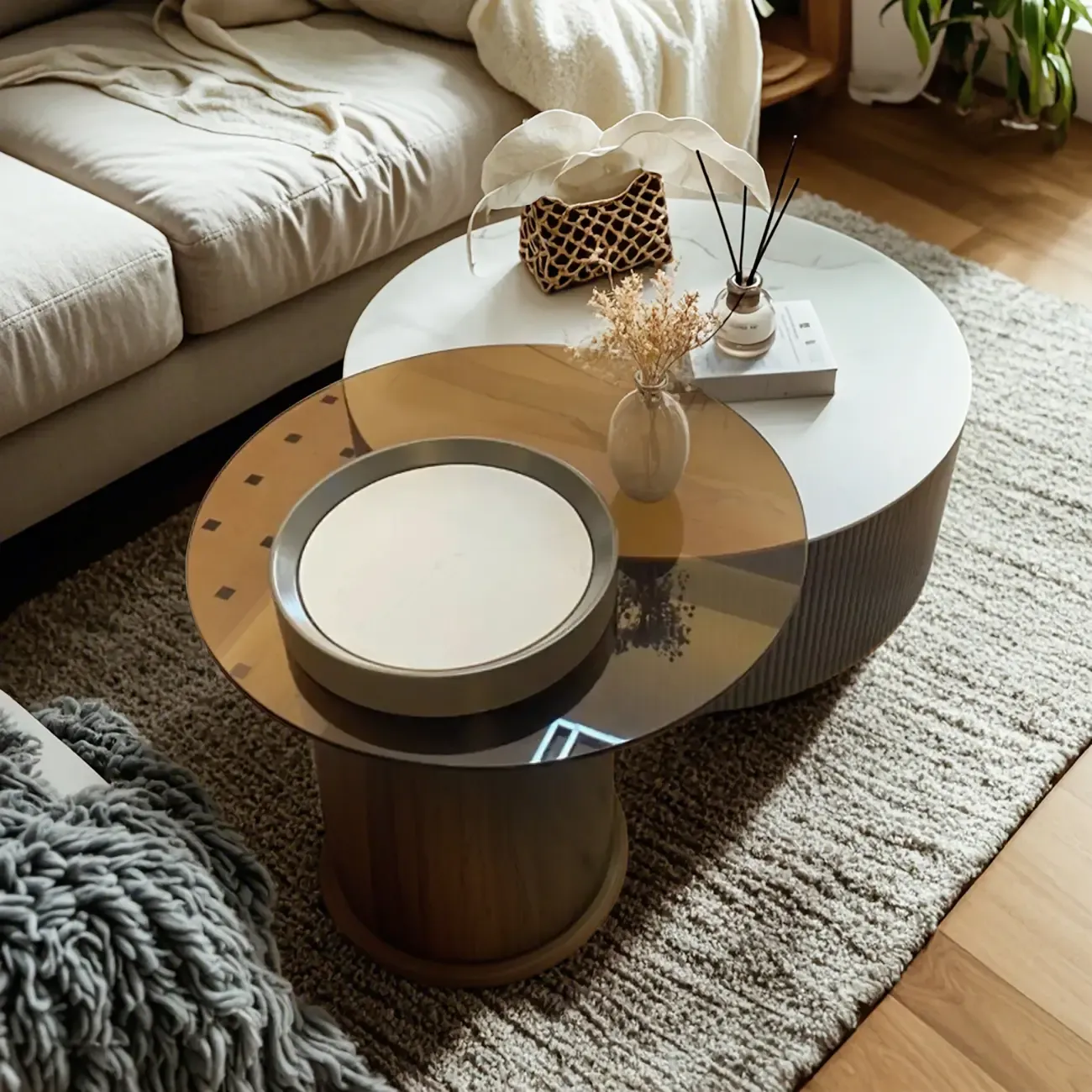 Modern Elegant Glass Round Nesting Coffee Table with 5 Sizes Image - 7