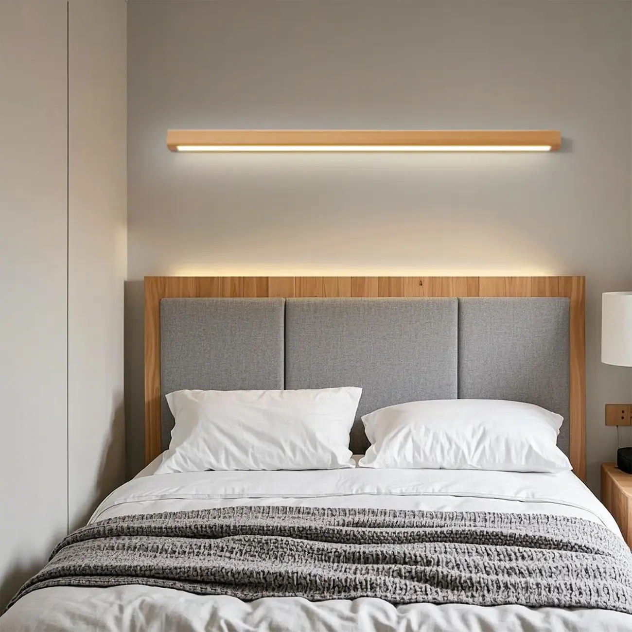 Modern Wood LED Bathroom Vanity Light 3-Gear Dimming Image - 2