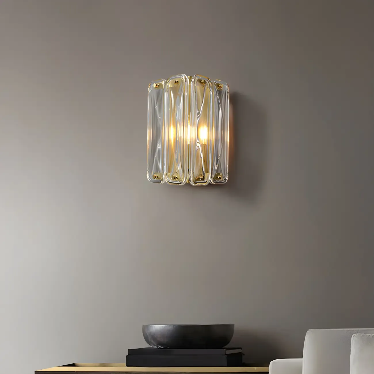 Modern Gold Metal Clear Glass Geometry Wall Sconce Image - 6