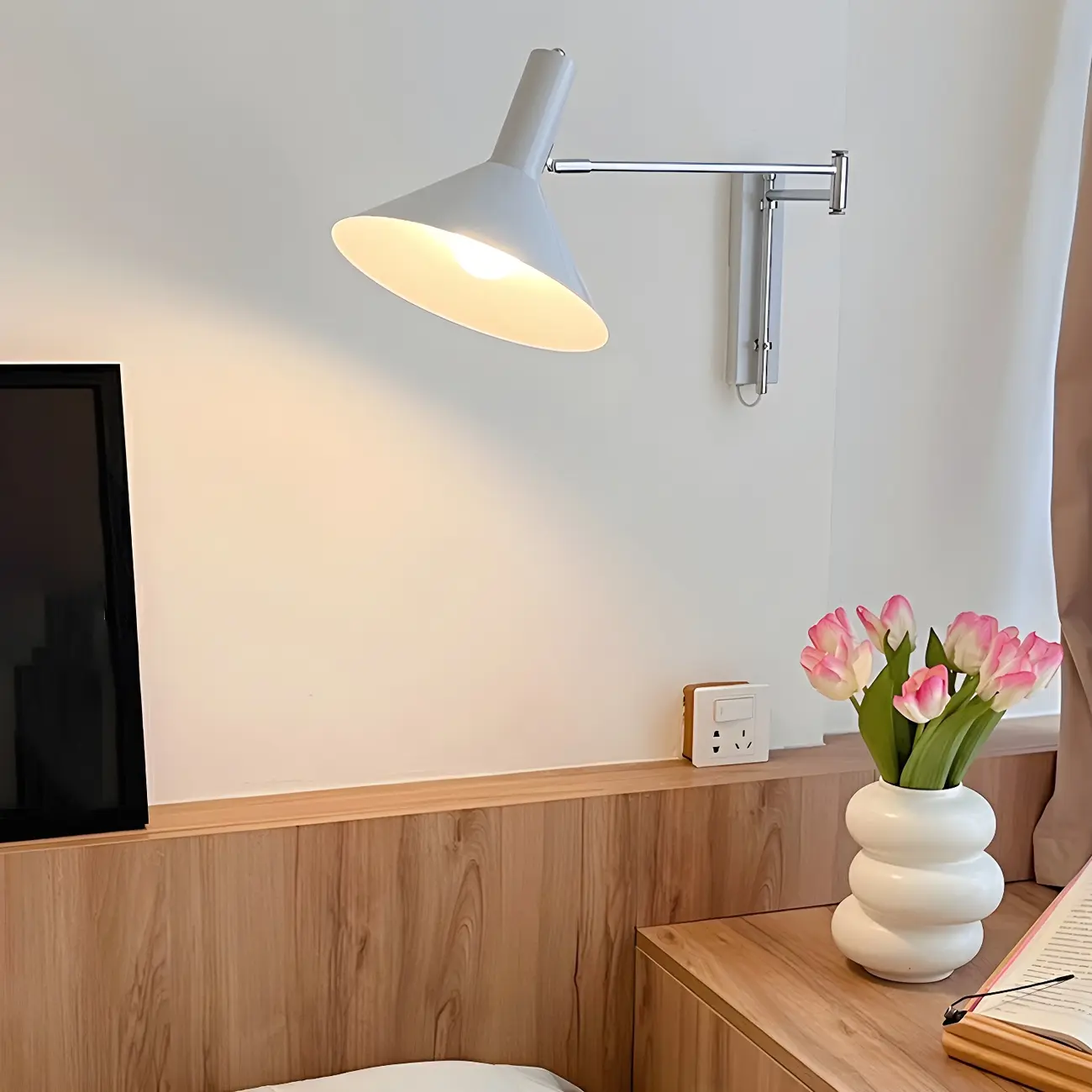 Industrial Metal Stylish Swing Arm Wall Light Image - 5 | homeyfad