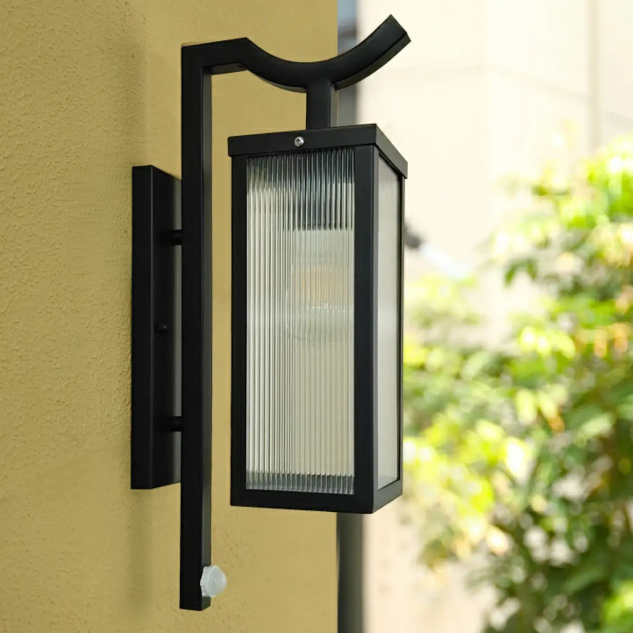 Modern Steel 19.5" Outdoor Wall Sconce with Glass Shade | homeyfad