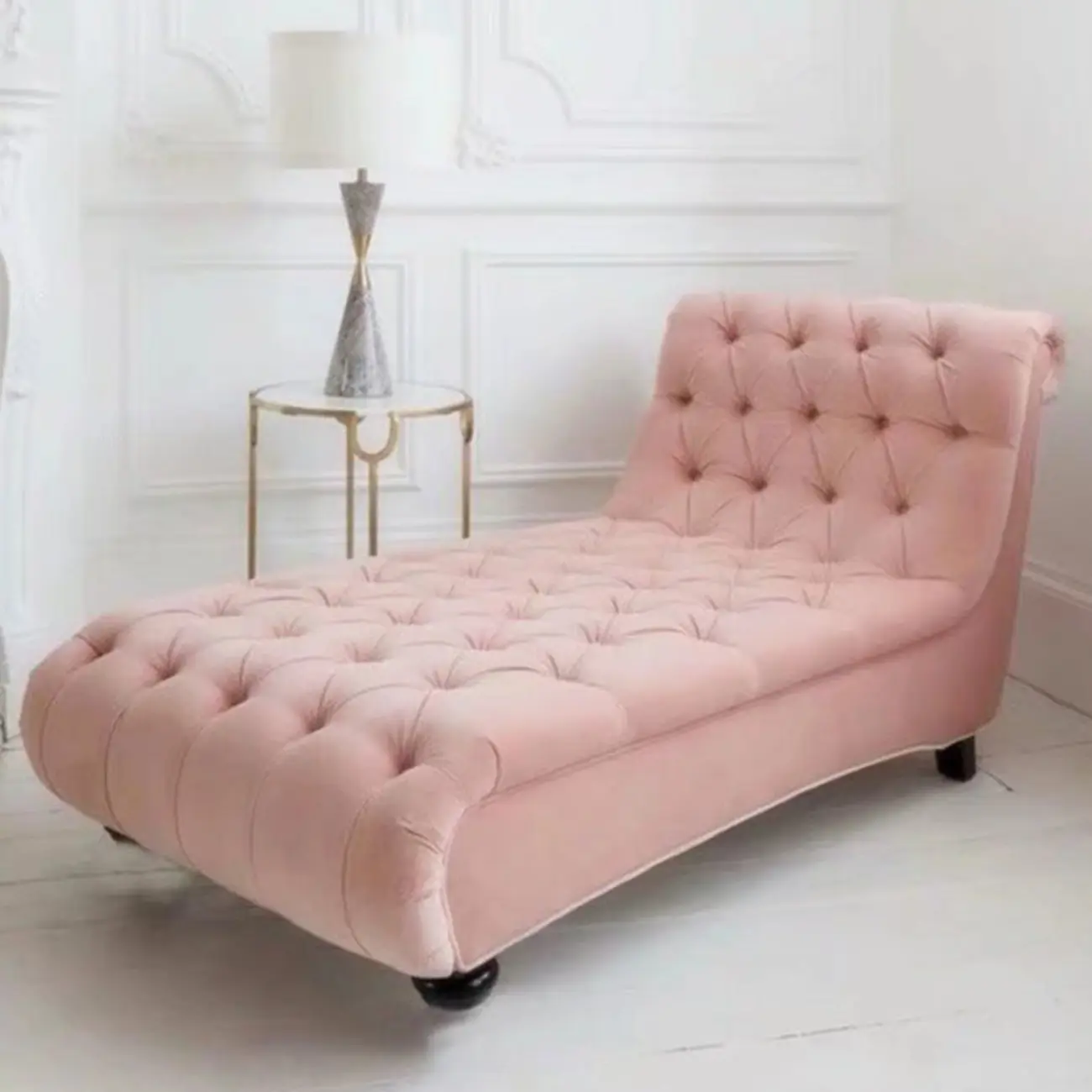 Modern Pink Velvet Tufted Wood Frame Chaise Lounge Image - 1 | homeyfad