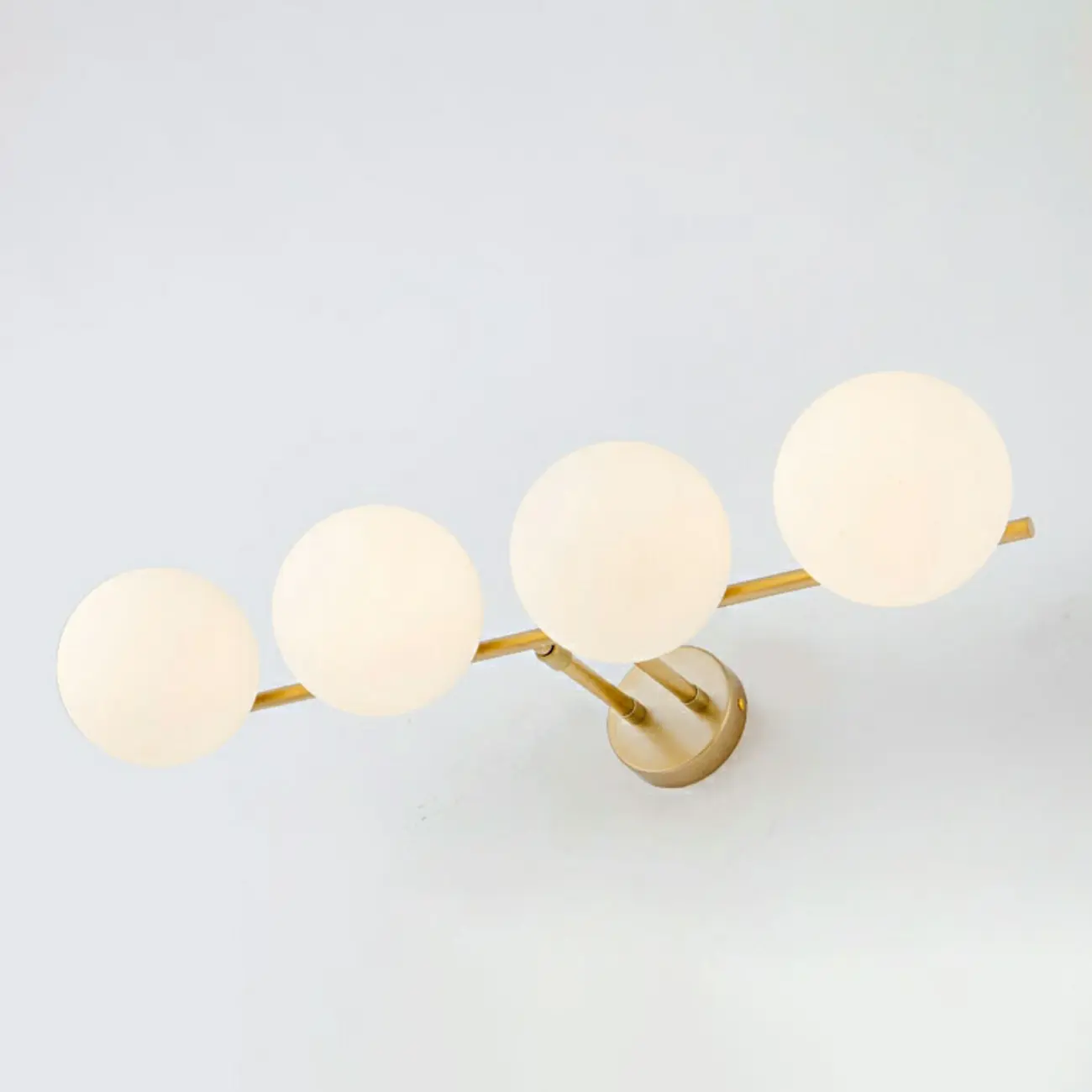 Stylish Globe Metal Vanity Light with Stretchable Design for Home Image - 13 | homeyfad