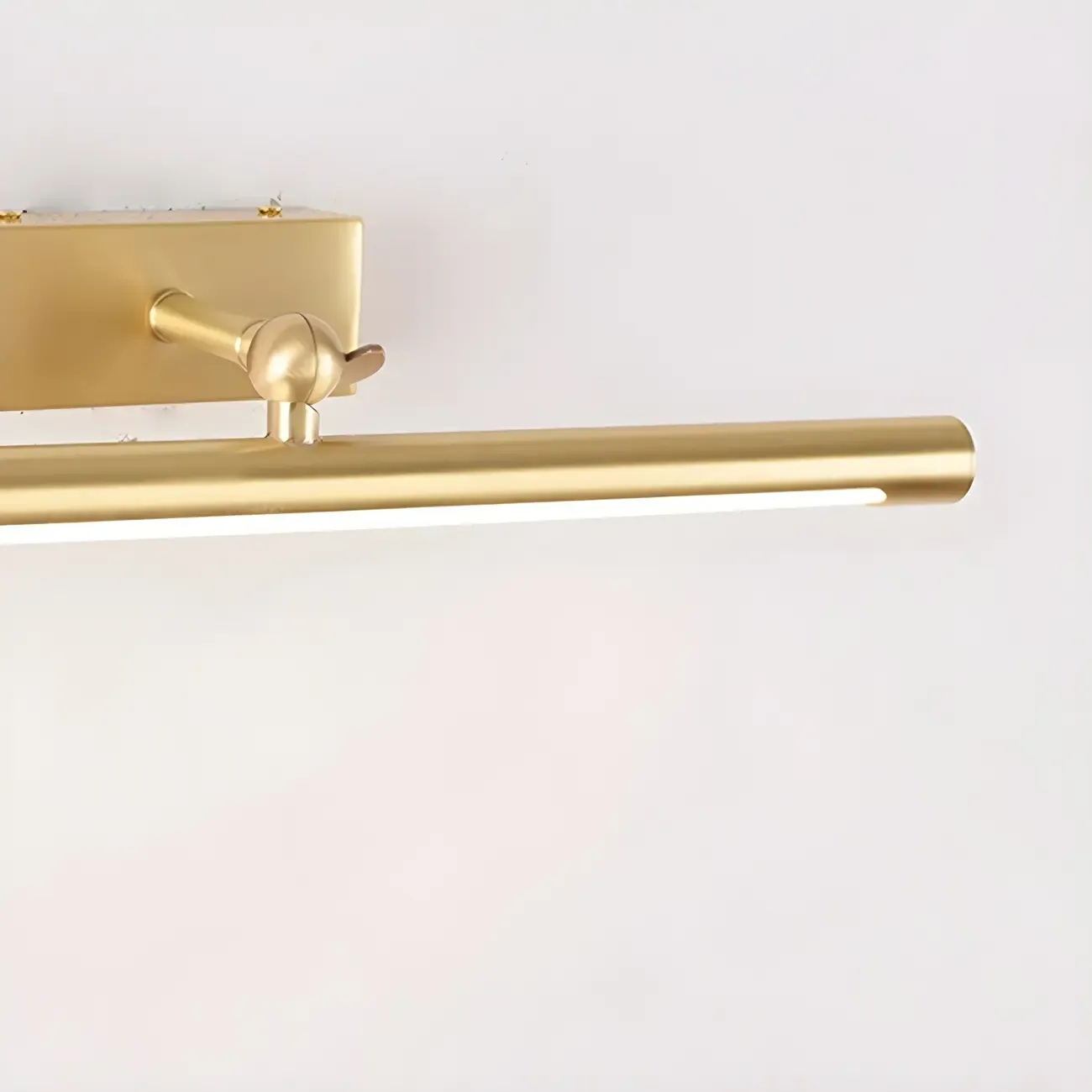 Stylish Gold Metal Tube Vanity Light with Warm LED for Bathroom Image - 4