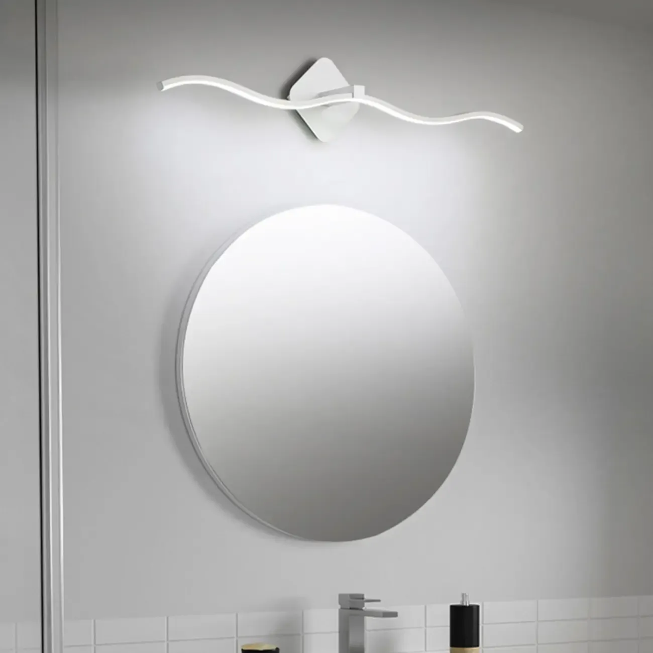 Modern Metal Wave Vanity Light with Integrated LED for Bathroom Image - 5