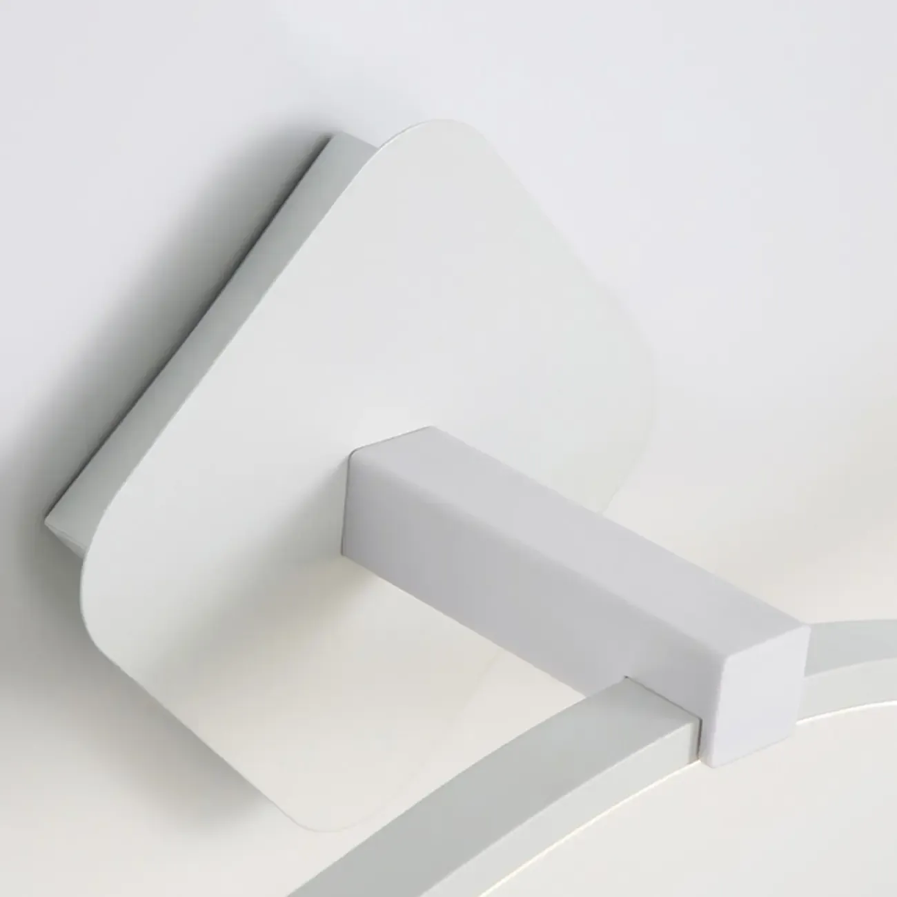 Modern Metal Wave Vanity Light with Integrated LED for Bathroom Image - 12