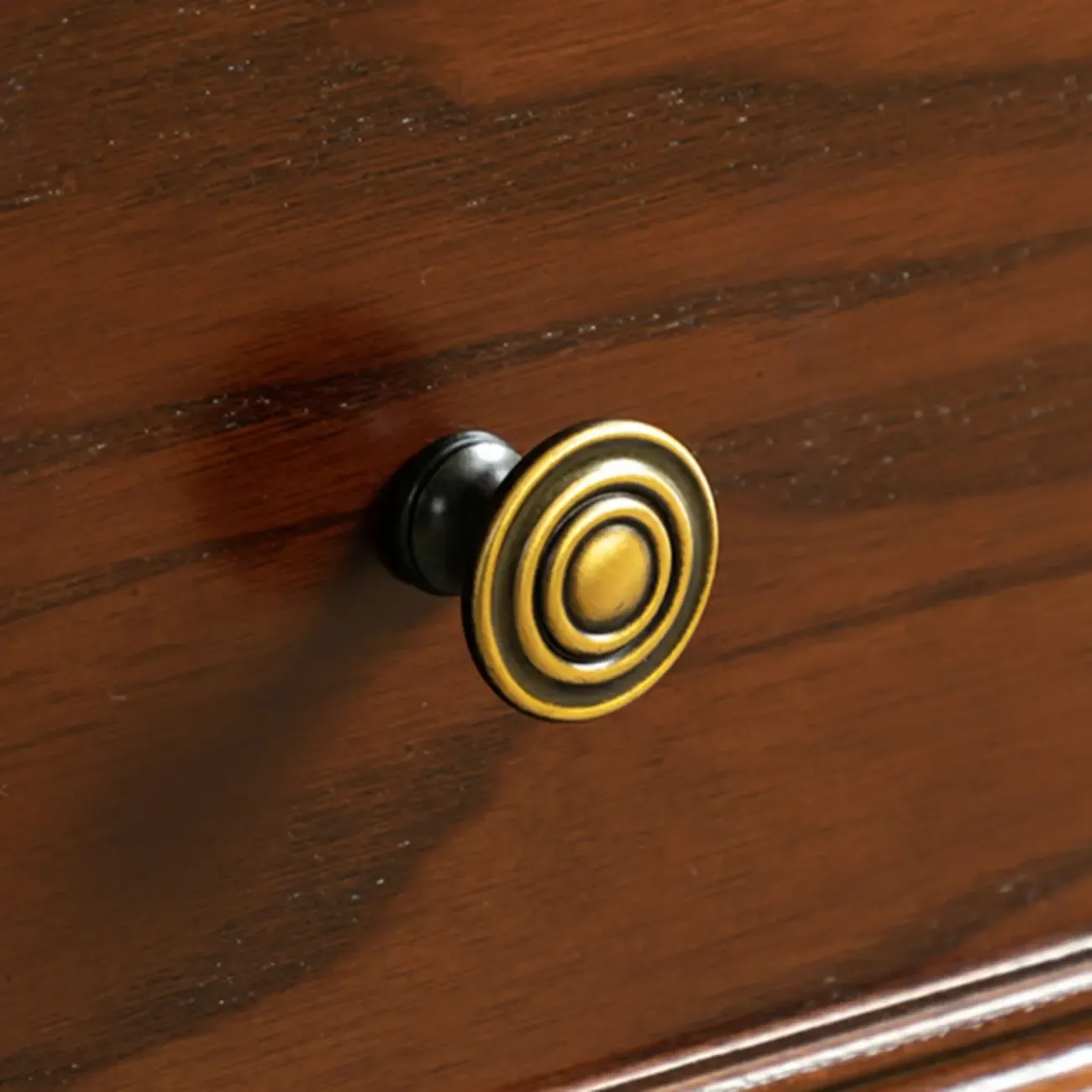 Traditional Ash Wood Nut-Brown 3-Drawer Bedroom Nightstand Image - 10