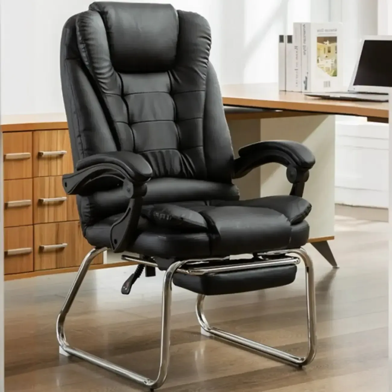 Black Leather Reclining Executive Office Chair Image - 1