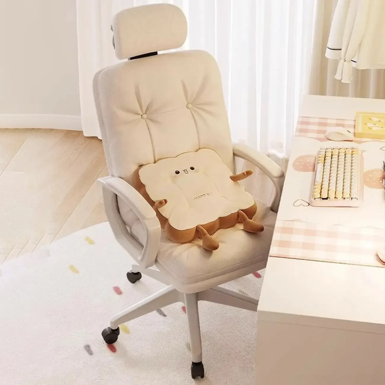 Modern White Leather Swivel Ergonomic Office Chair Image - 1