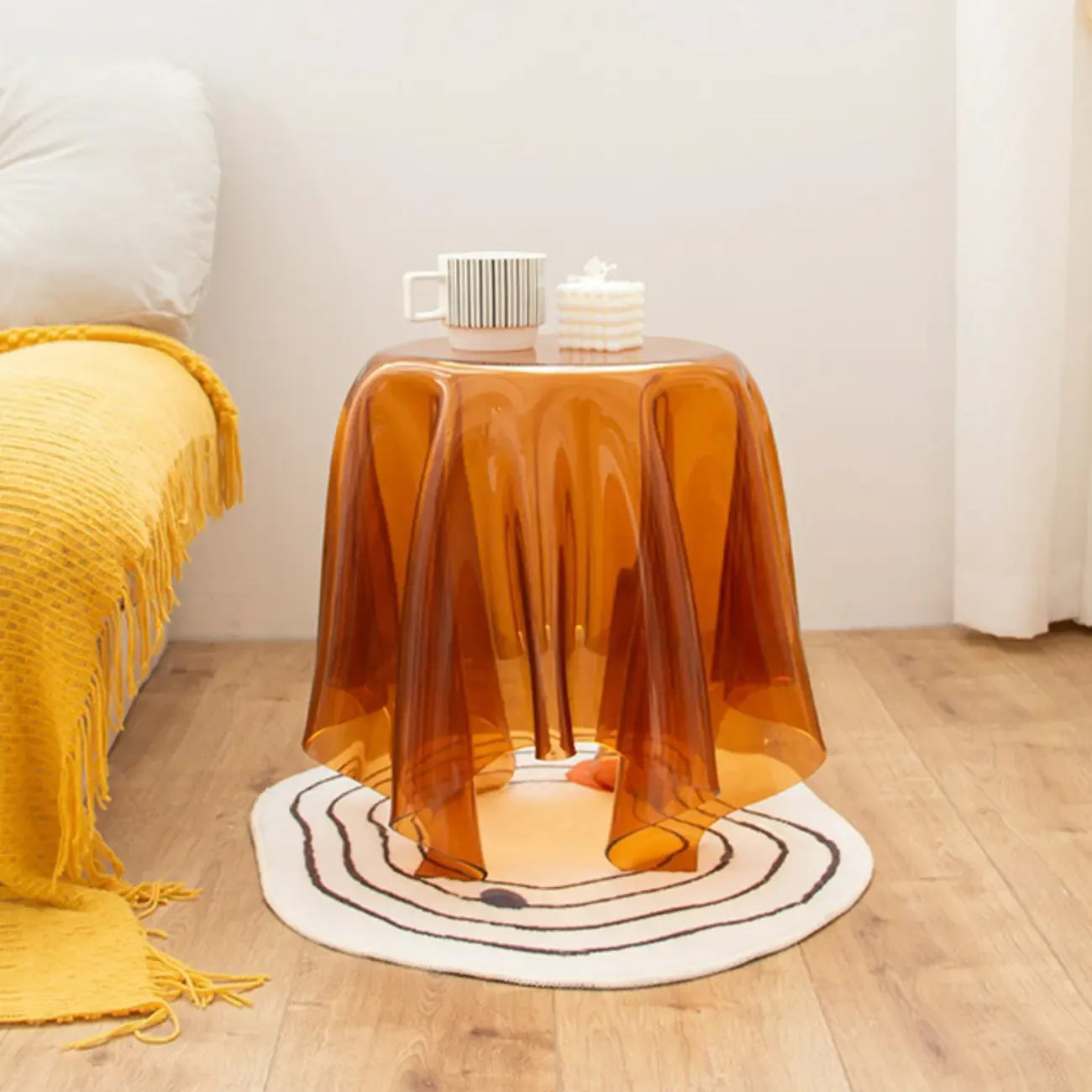 Scandinavian Clear Acrylic Round End Table | HomeyFad