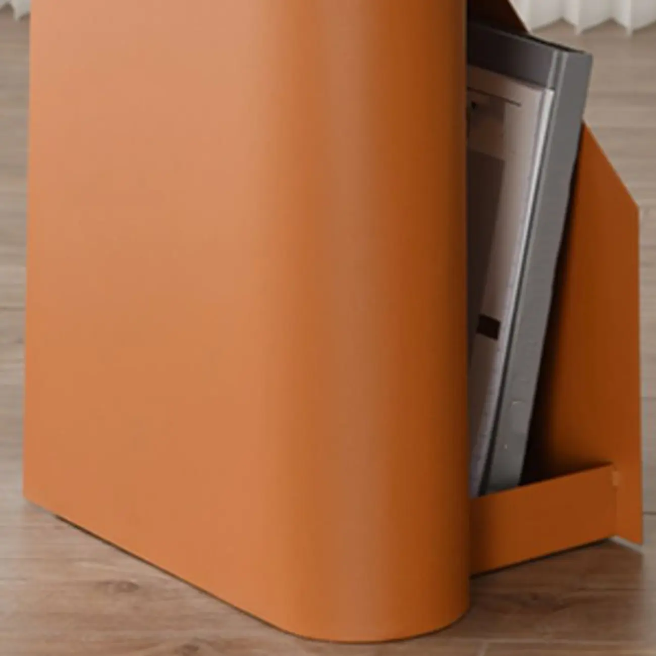 Scandinavian Abstract Iron Small Round Side Table Image - 11 | homeyfad