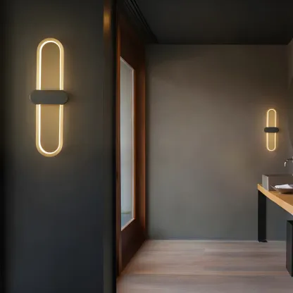 Classic Oval LED Vanity Light with Wall Mount for Bathroom Image - 4