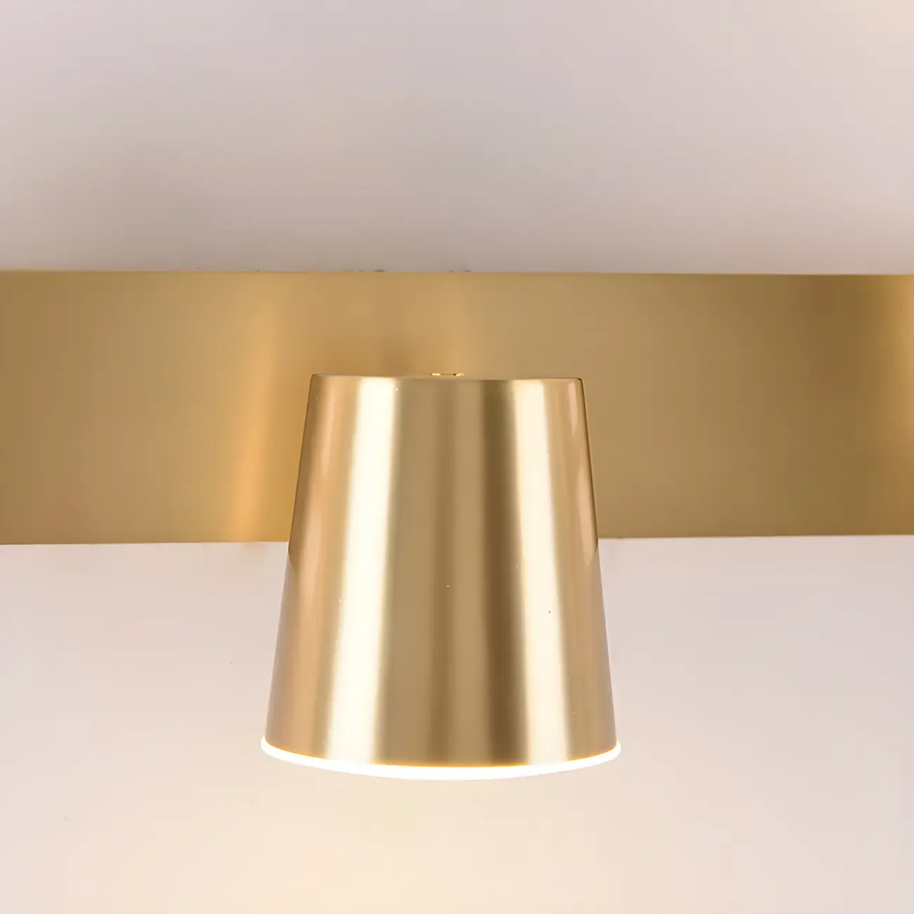 Geometric Dimmable Black Vanity Light  with 3-Light