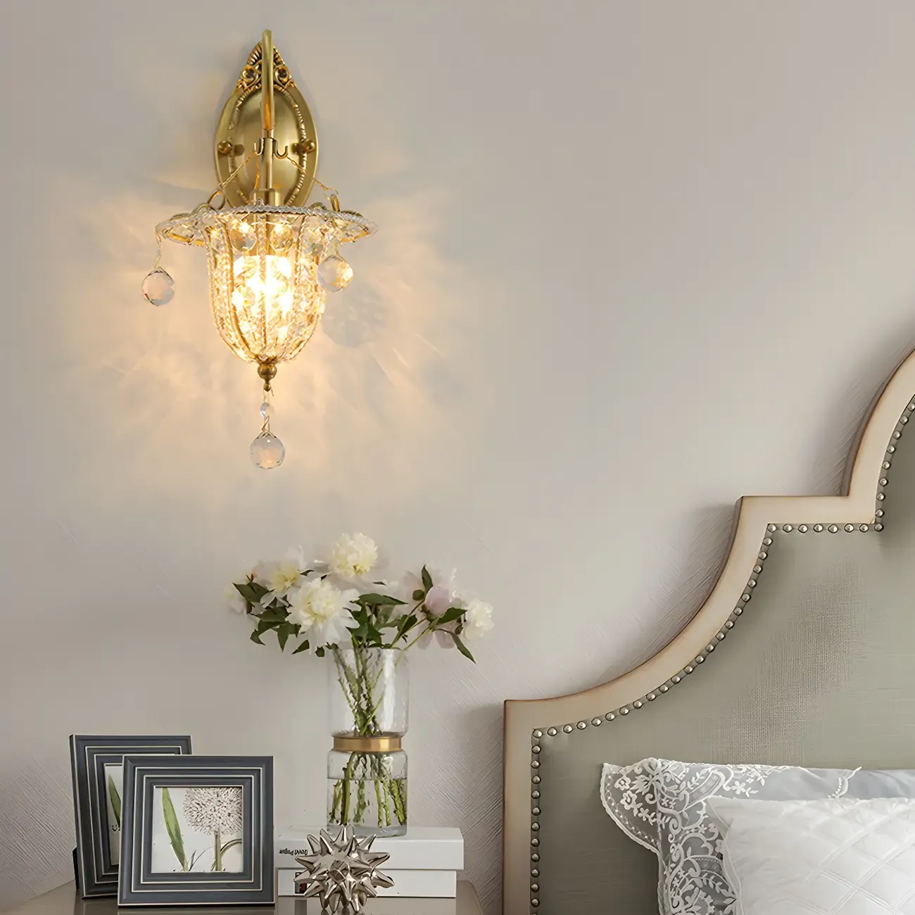 Vintage Gold Wall Sconce with Crystal and LED Light Image - 6