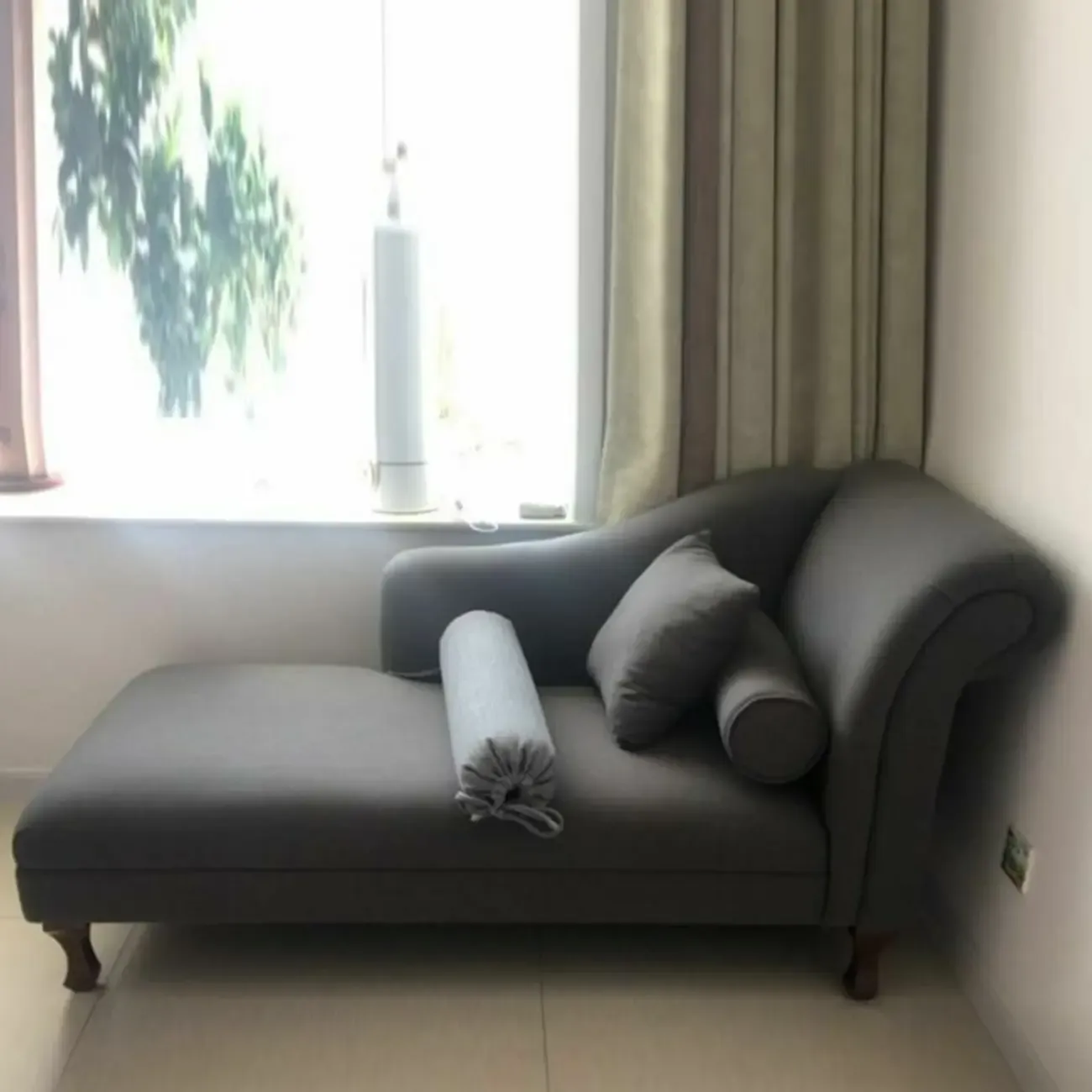 Modern Cotton Chaise Lounge with One Arm for Bedroom Image - 3