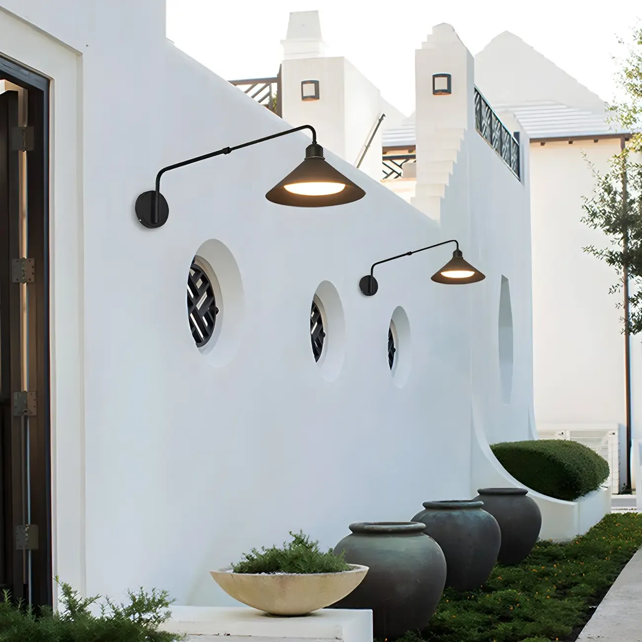 Simple Black Metal Adjustable Swing Arm Wall Light Image - 5