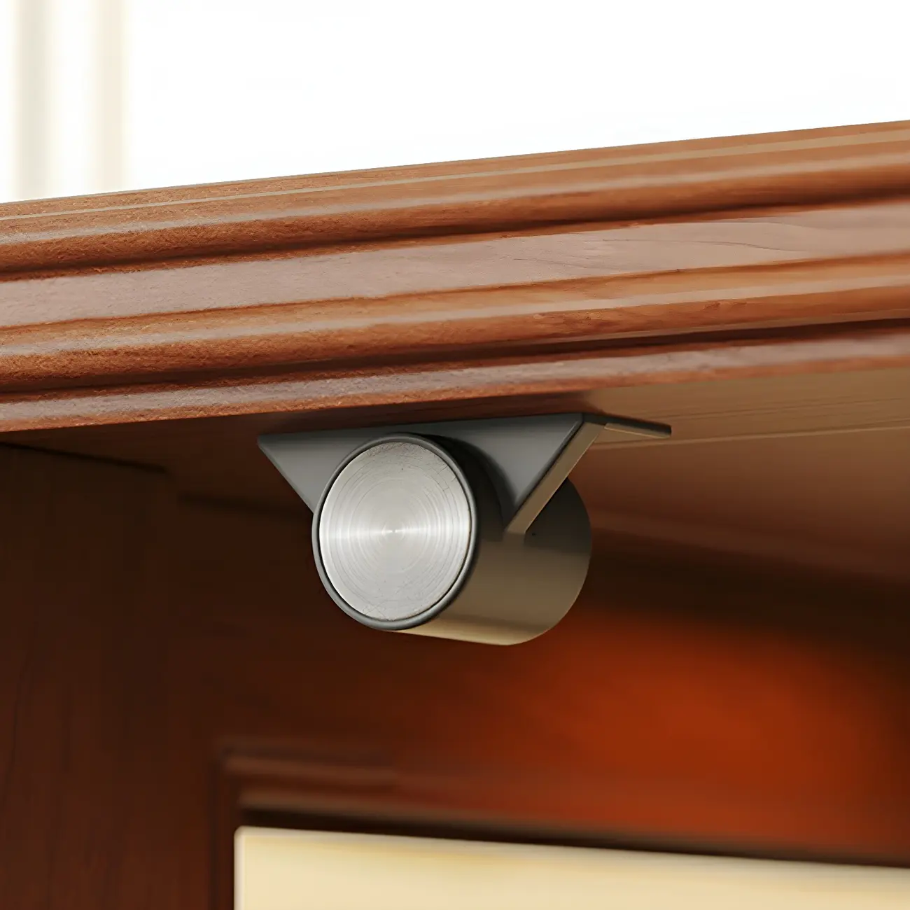 Retro Adjustable Cherry Wood Glass Doo Curio Cabinet Image - 8 | homeyfad