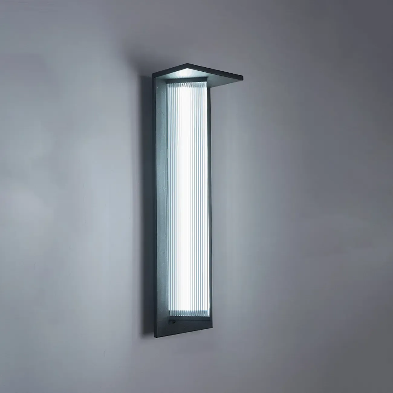 Modern Triangle Shade LED Outdoor Wall Light