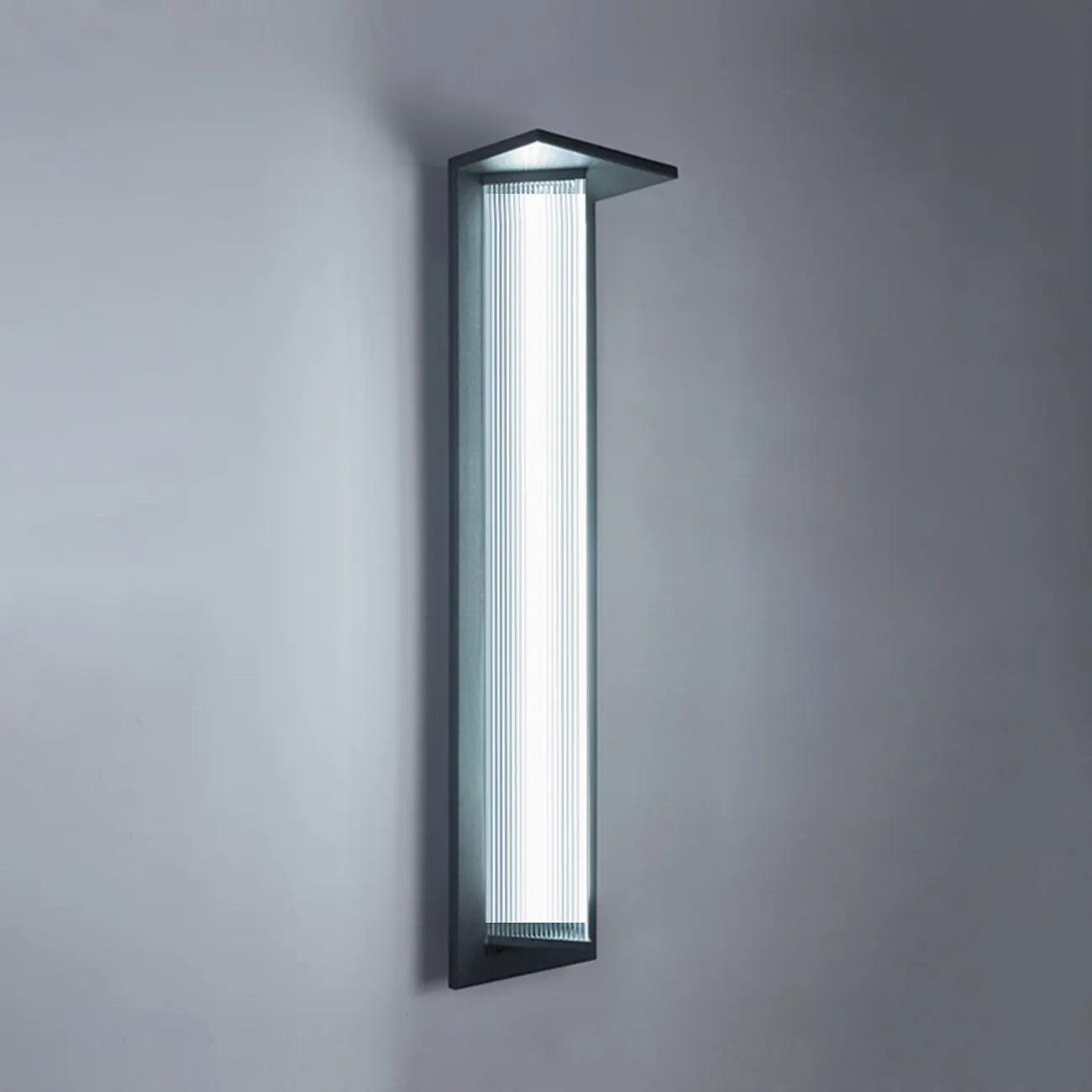 Modern Triangle Shade LED Outdoor Wall Light | homeyfad