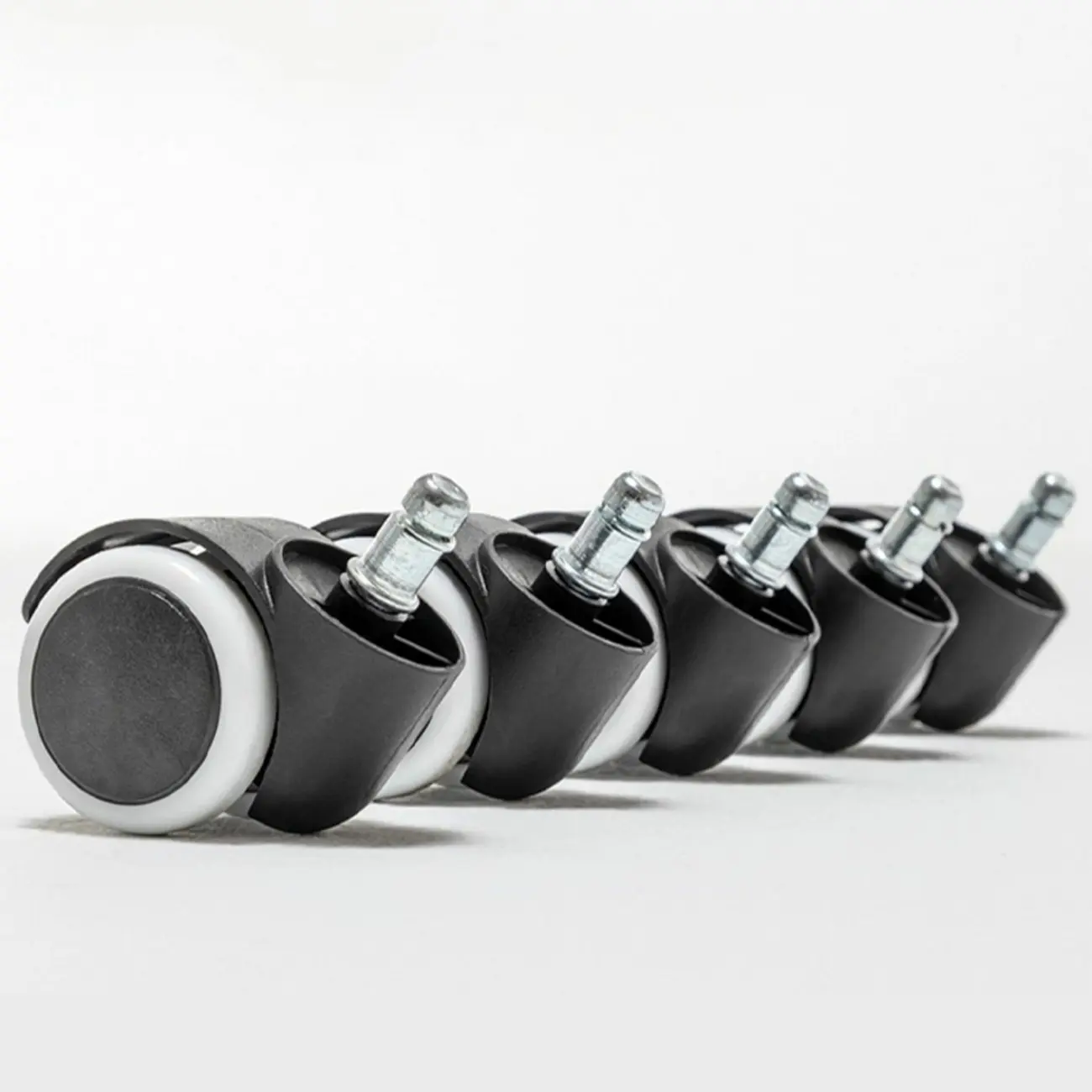 Ergonomic Leather Reclining Executive Office Chair with Footrest Image - 11 | homeyfad