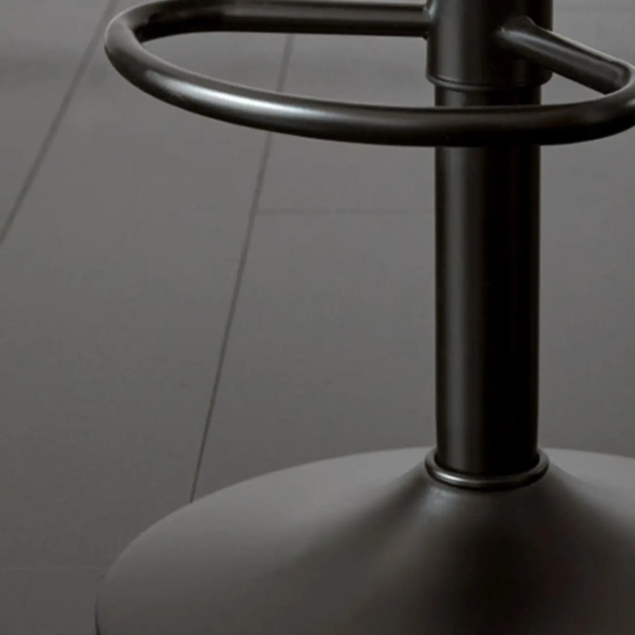 Swivel Upholstered Adjustable Height Home Armed Barstool with Metal Base | homeyfad