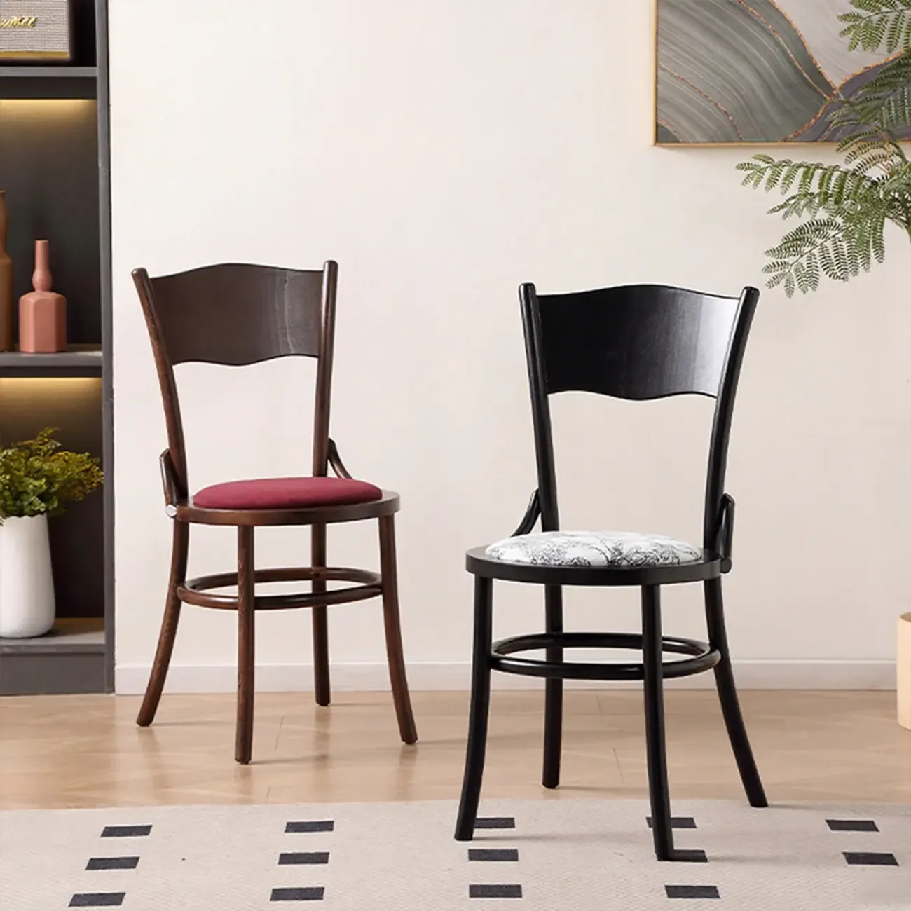 Mid-Century Modern Round Wood Dining Chair Image - 4