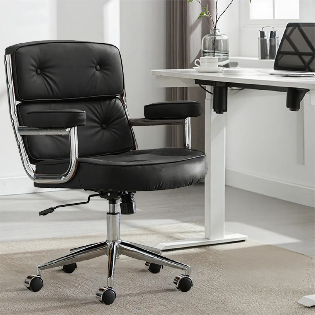 Modern Leather Adjustable Ergonomic Tilt Office Chair Image - 4 | homeyfad