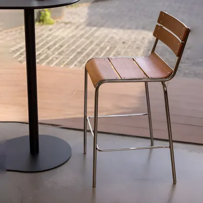 Durable Steel Frame Comfortable Brown Wood Back Bar Stool Image - 4