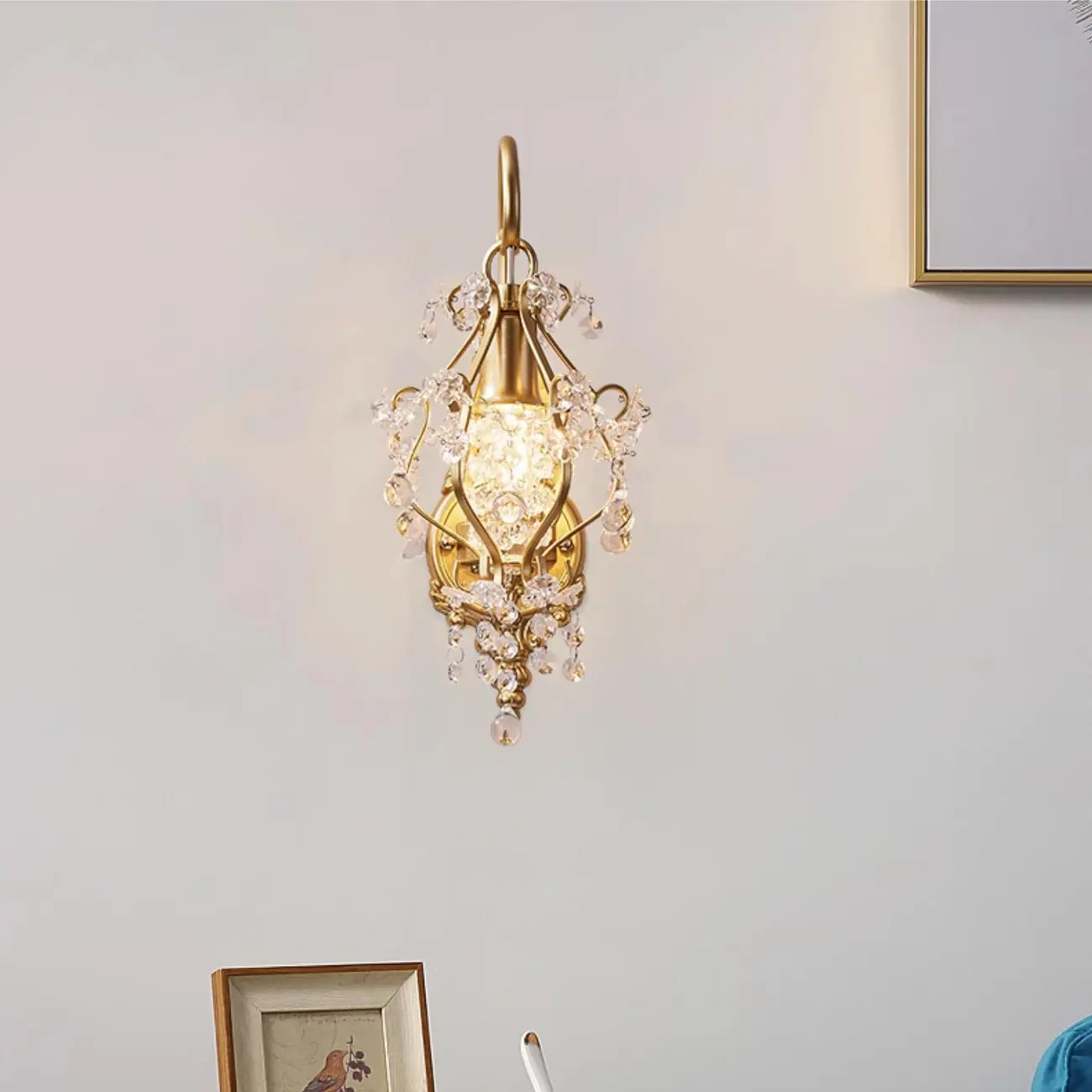 Luxury Geometric Crystal Gold Wall Sconce Image - 5 | homeyfad