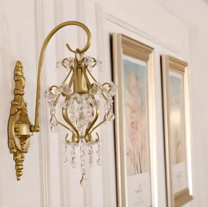 Luxury Geometric Crystal Gold Wall Sconce Image - 3