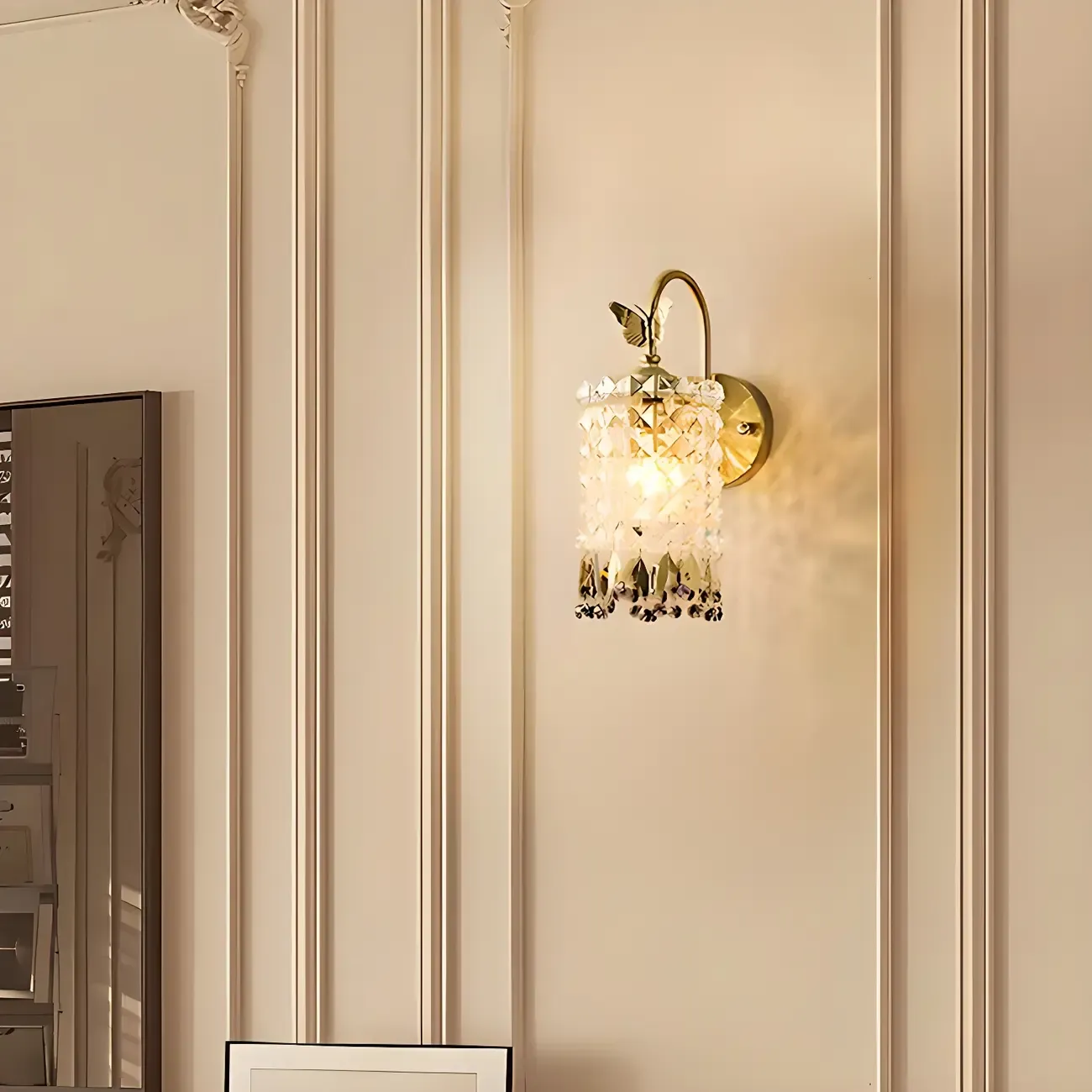 Luxury Crystal Shade Brass Wall Sconce for Living Room Image - 5