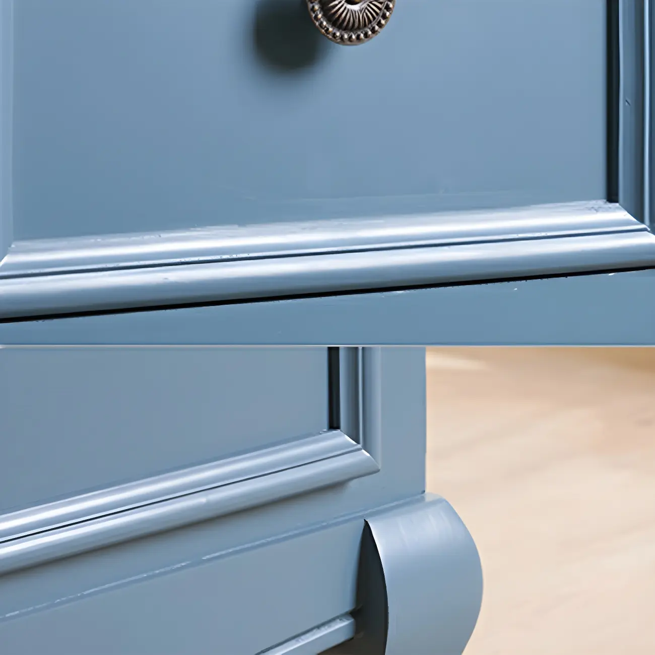 Elegant Classic Lacquered White Brown Wooden Storage Chest Image - 20 | homeyfad