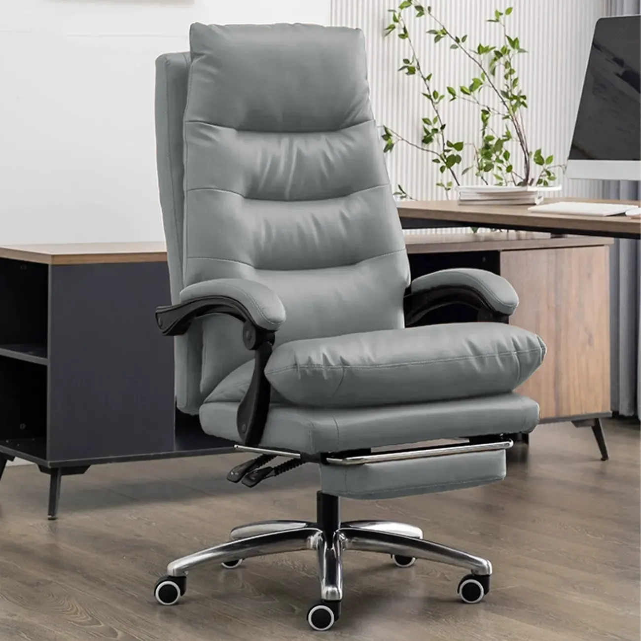 Ergonomic Leather Reclining Executive Office Chair with Footrest Image - 2