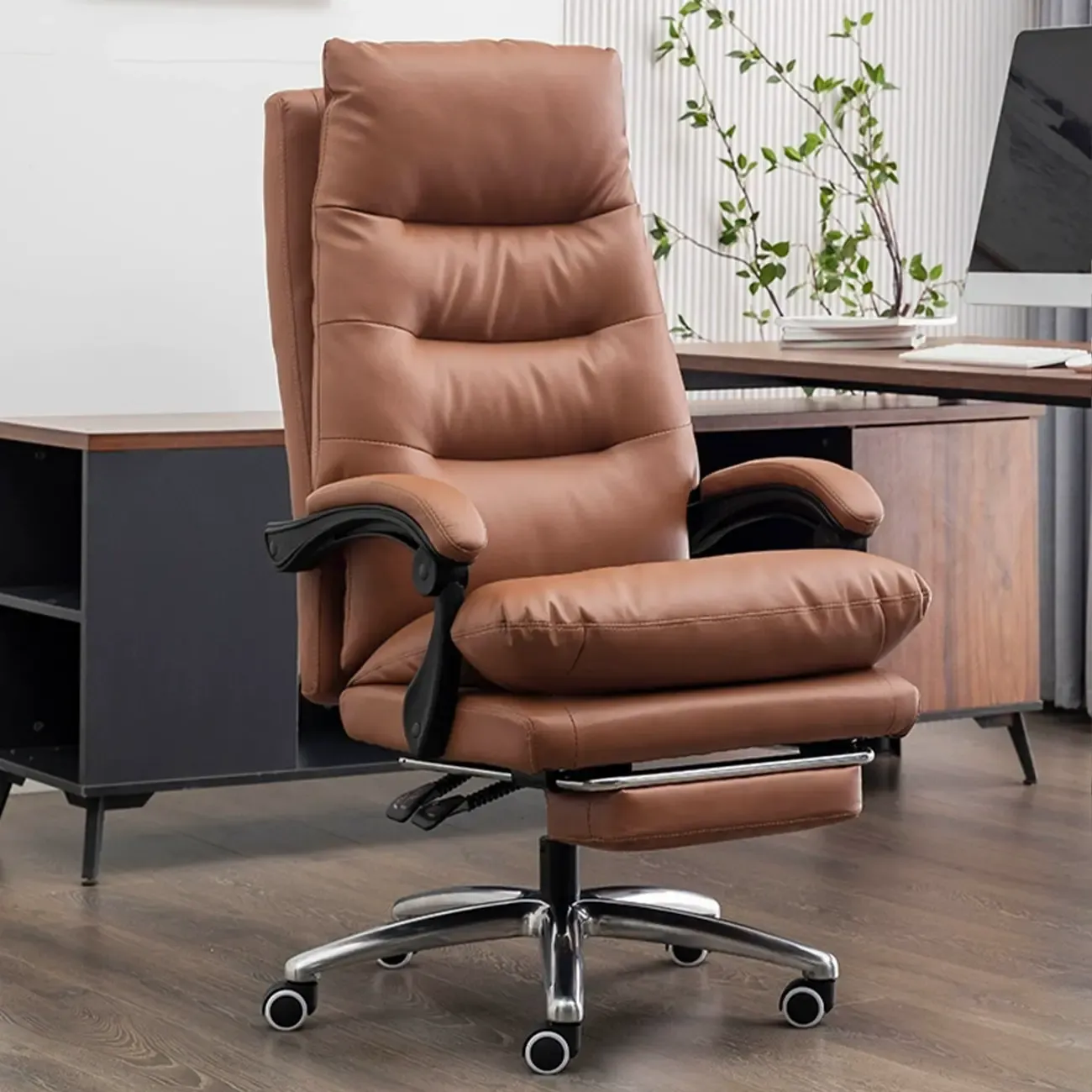 Ergonomic Leather Reclining Executive Office Chair with Footrest Image - 3