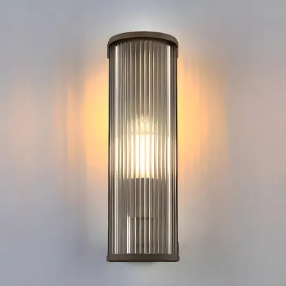 Modern Black Steel Clear Acrylic Vertical Wall Sconce Image - 4