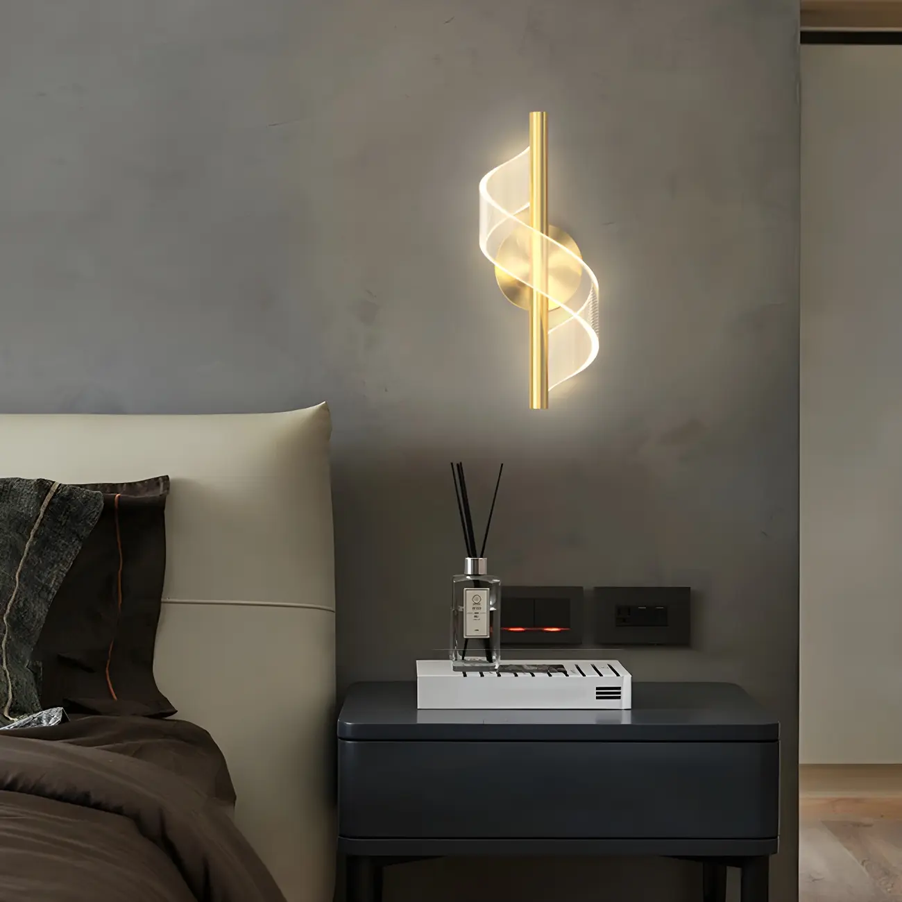 Modern Geometric LED Wall Light in Acrylic for Bedroom Image - 6 | homeyfad