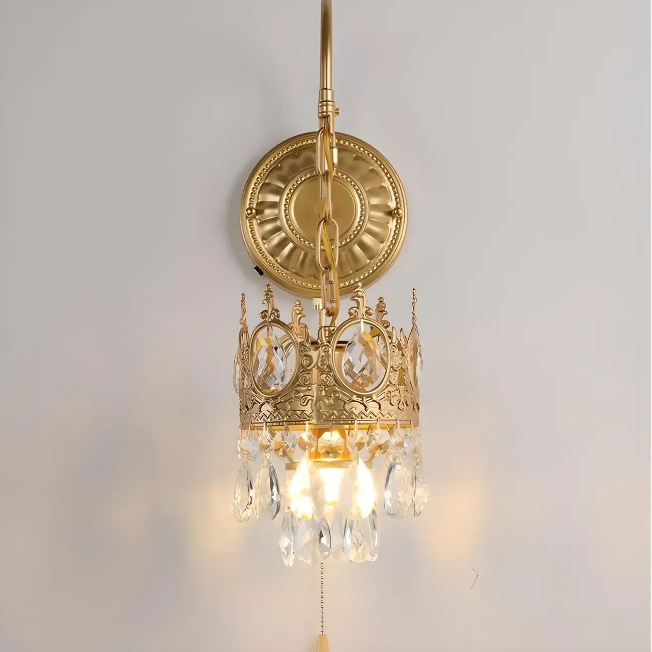 Vintage Gold Wall Light with Crystal Shade for Living Room Image - 14