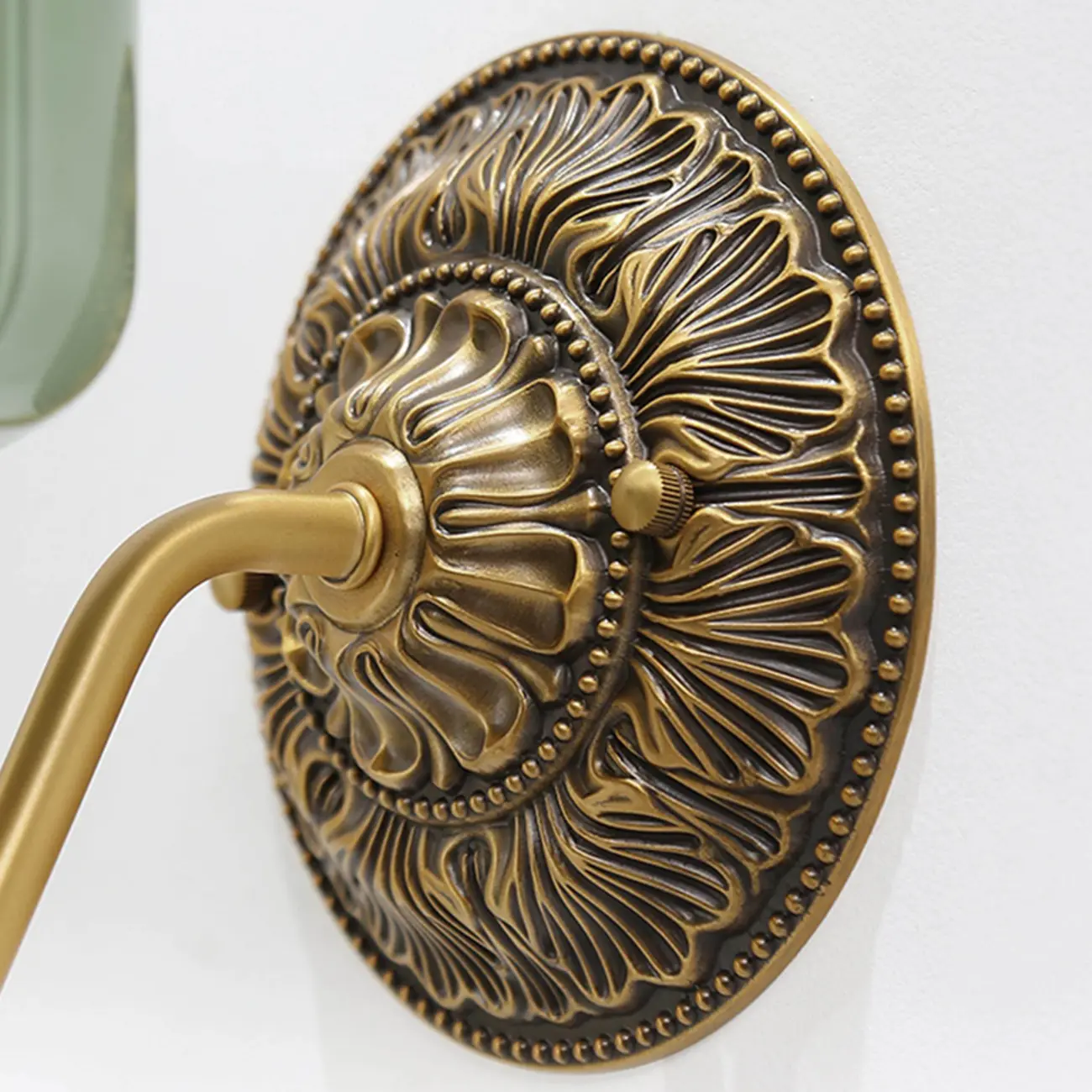 Green Elegant Glass Steel Vintage Wall Sconce Image - 13 | homeyfad