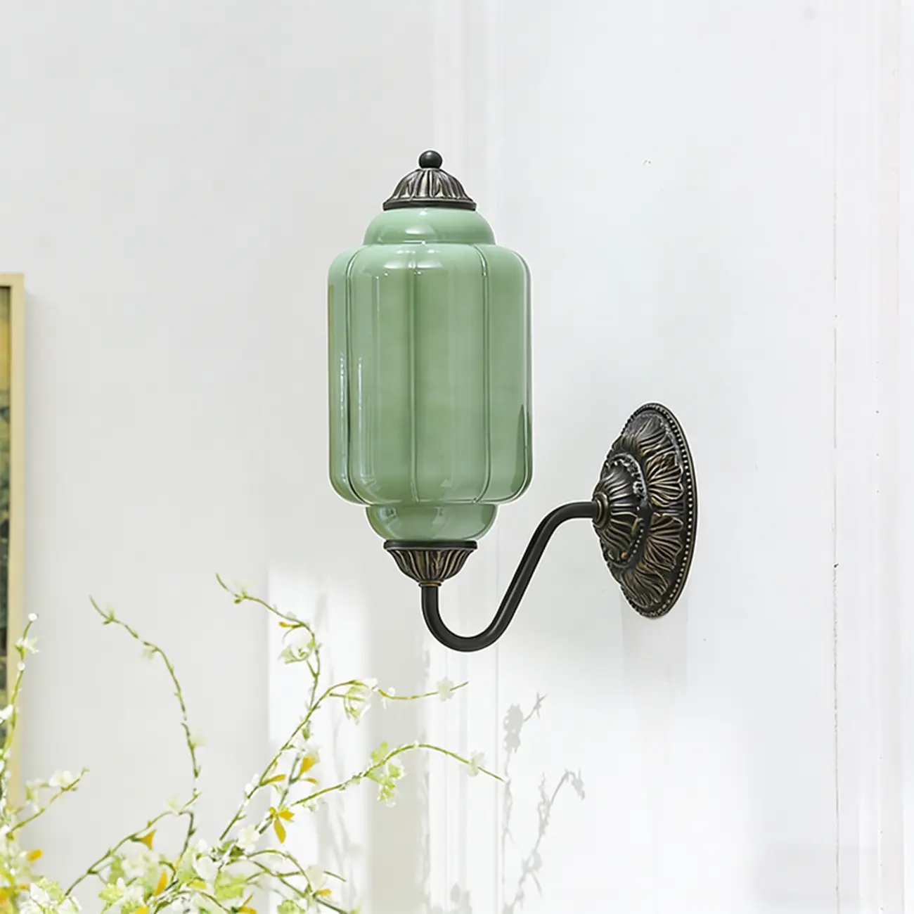 Green Elegant Glass Steel Vintage Wall Sconce Image - 1 | homeyfad