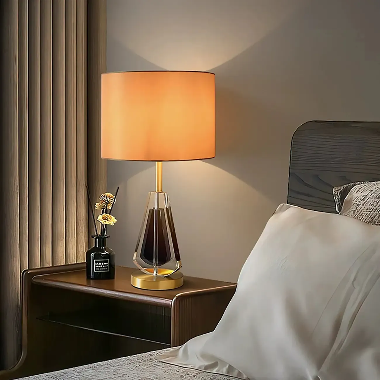 Modern Barrel Shade Gold Metal Table Lamp Image - 2